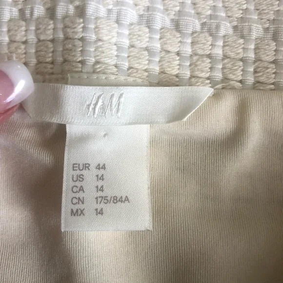 H&M Mini Skirt - Picture 4 of 6